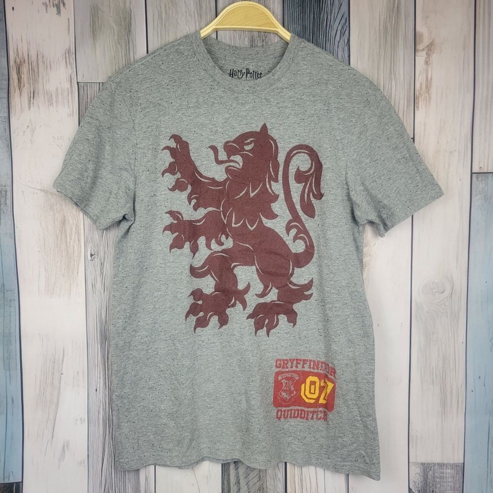 Harry Potter Gryffindor Quiddich Short Sleeve Tshirt Size Medium